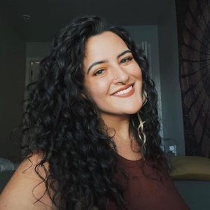 Meet your Posher, Amelia